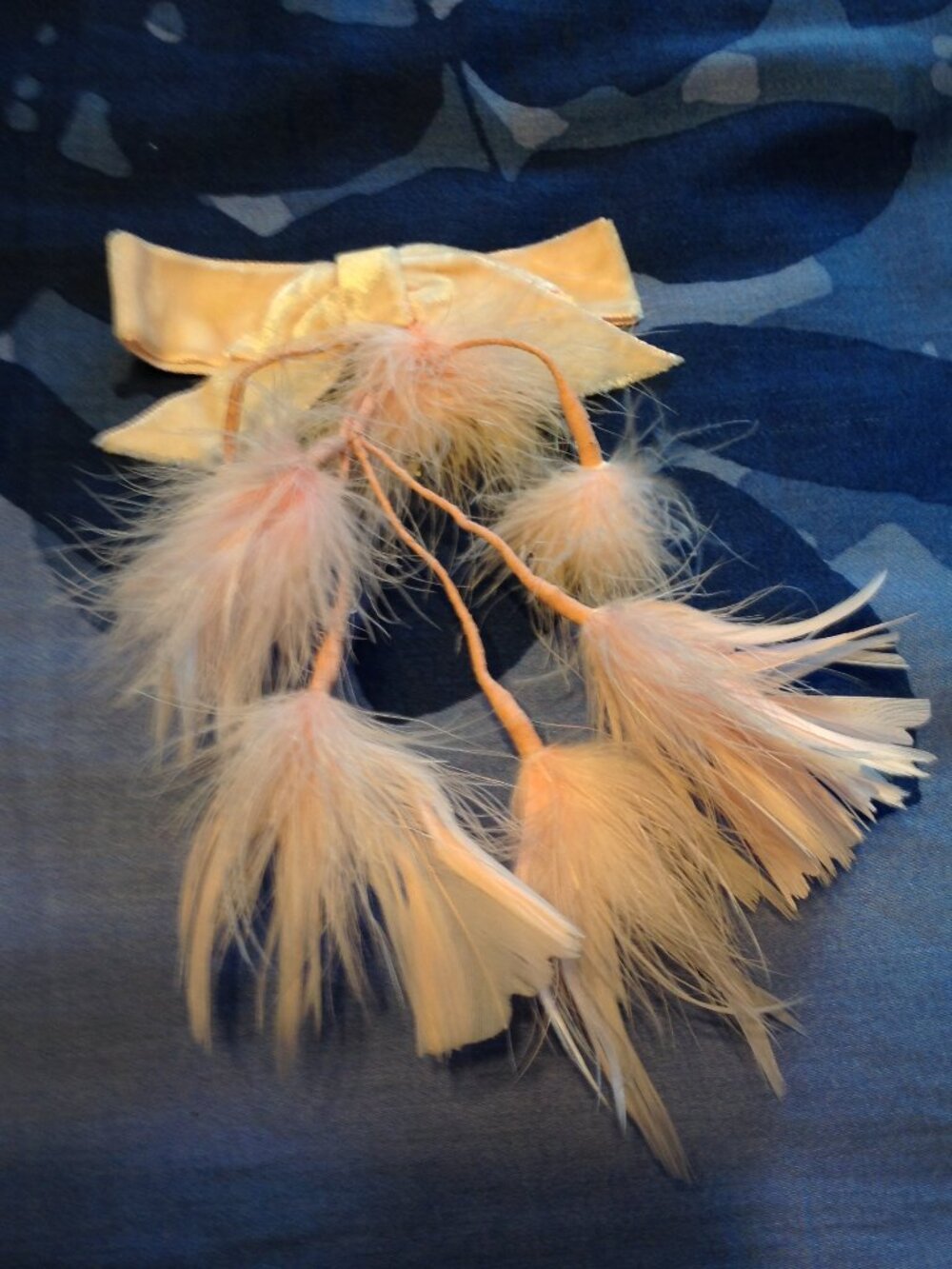 Vintage Lord & Taylor Fifth Avenue Velvet Bow & Feathers Pink Hair Comb